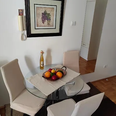 Avanti Apartment Budva