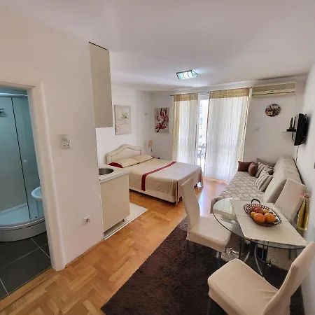 Avanti Apartment