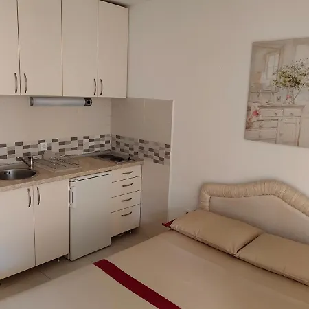 Avanti Apartment
